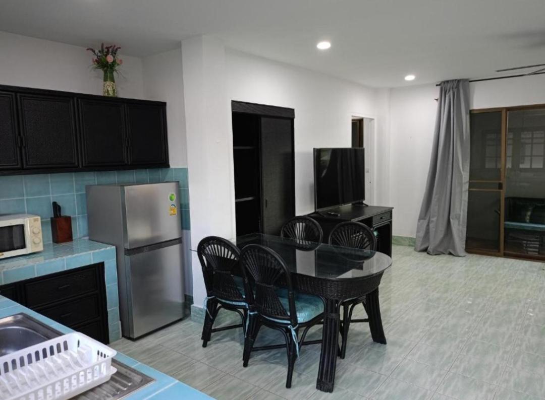 Patong Sunbeach Mansion Екстериор снимка