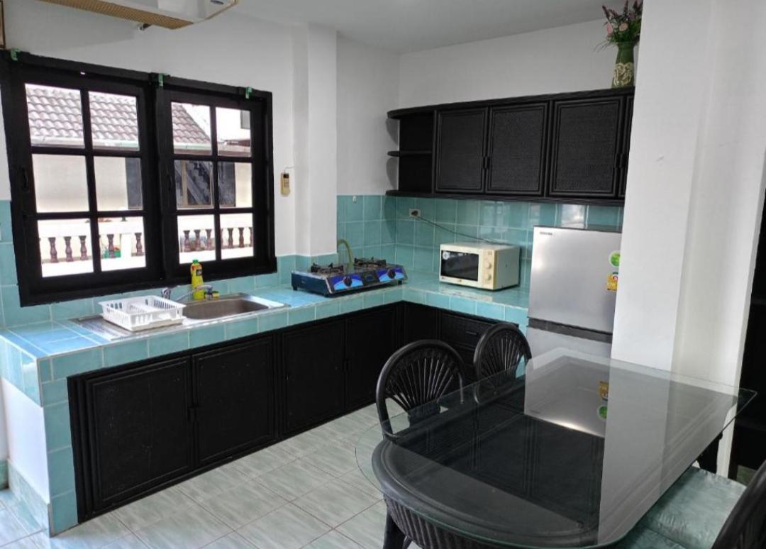 Patong Sunbeach Mansion Екстериор снимка