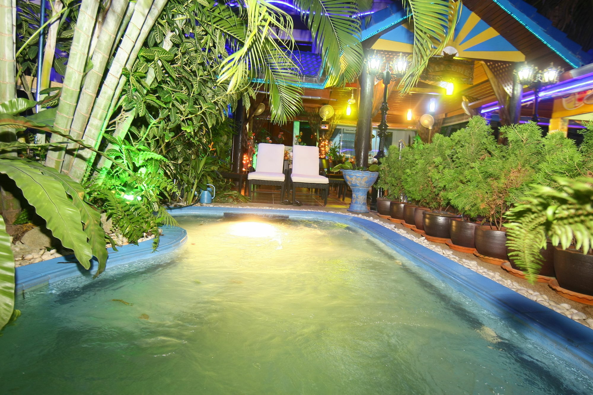 Patong Sunbeach Mansion Екстериор снимка