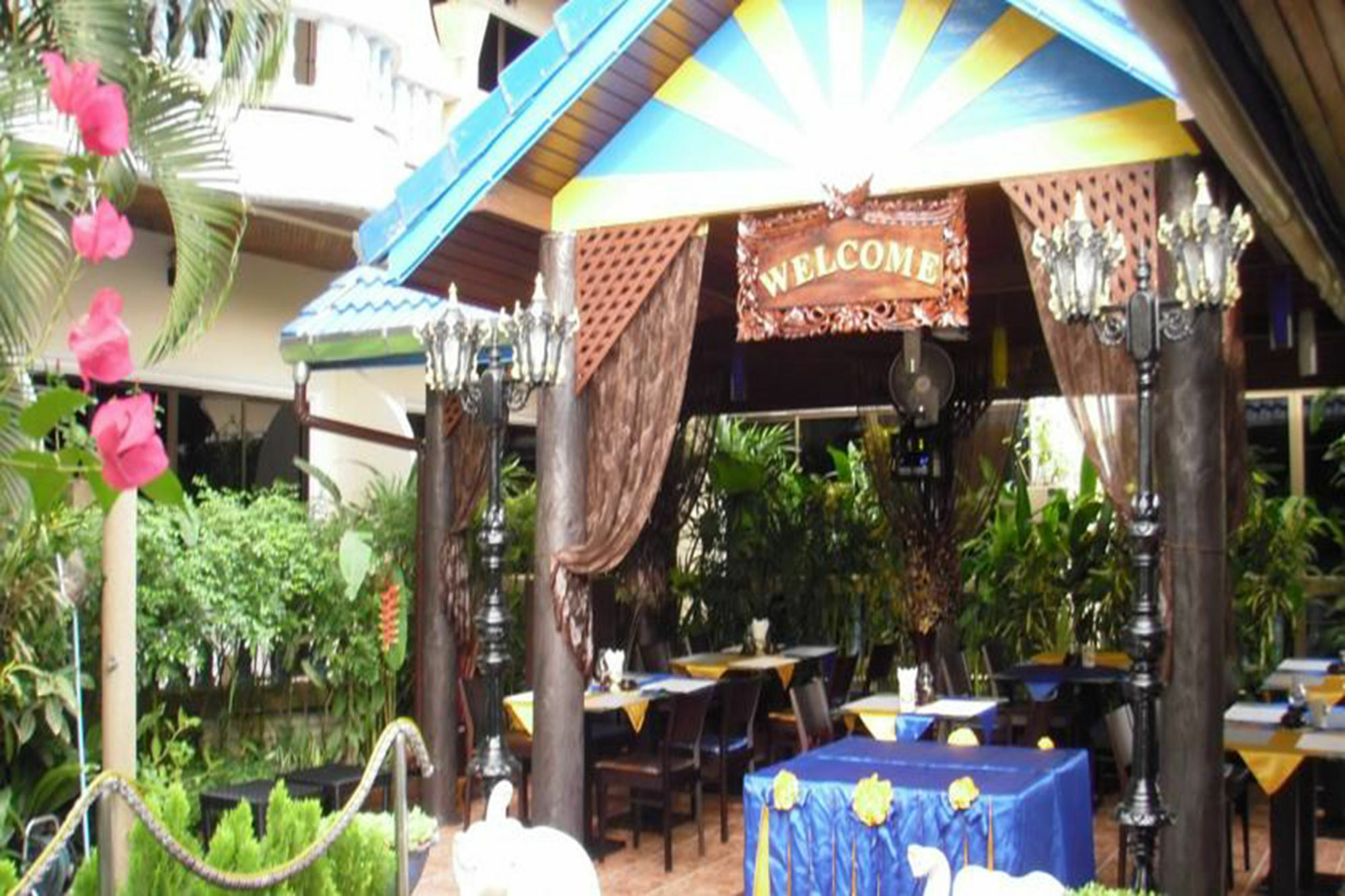Patong Sunbeach Mansion Екстериор снимка